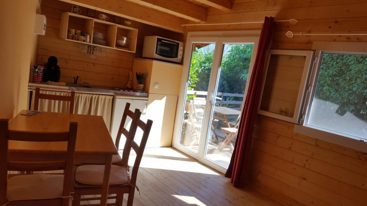 Chalet 2 Pieces Vue Piscine Salernes